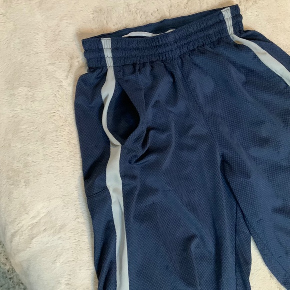 Nike L Blue Jordan Basketball Shorts Boys - Picture 4 of 7
